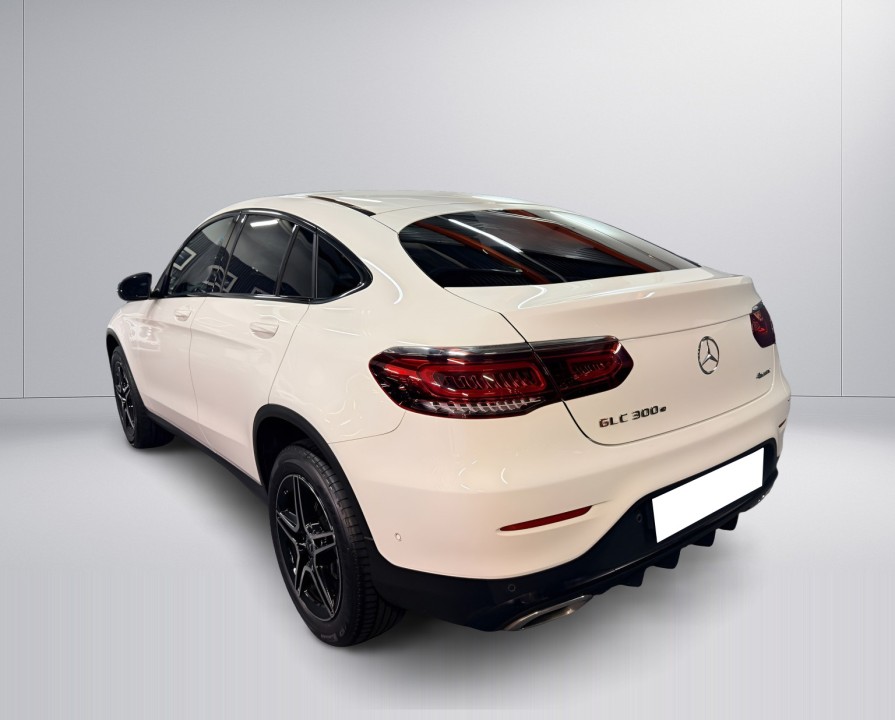 Mercedes-Benz GLC Coupé 300e 4MATIC AMG - foto 6