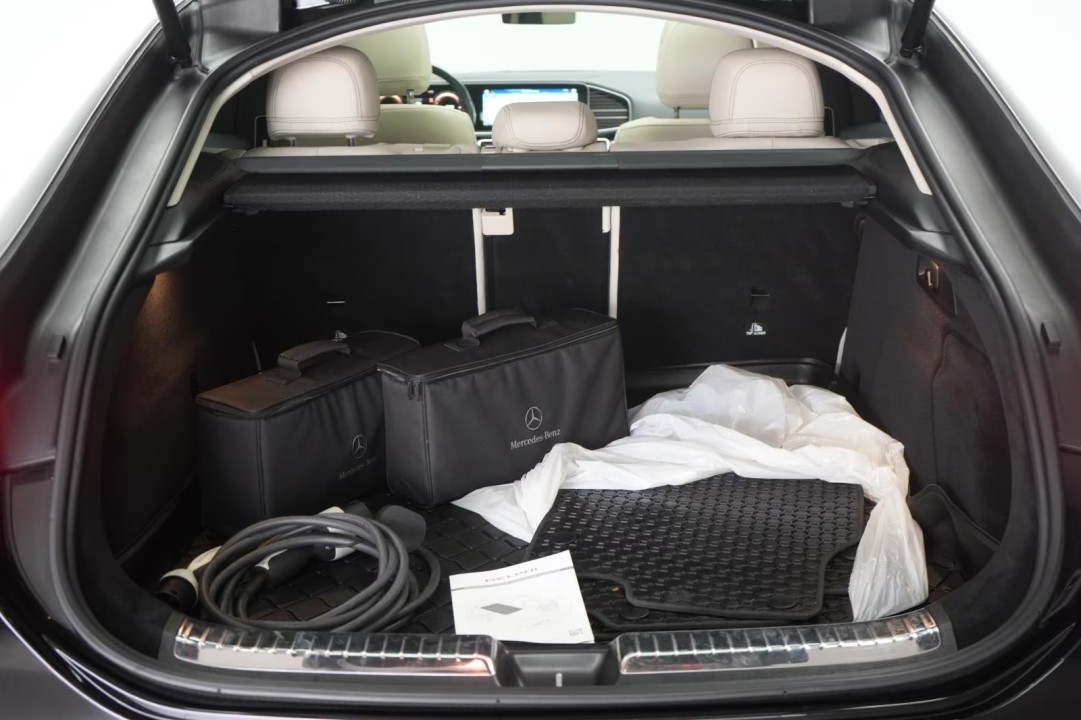Mercedes-Benz GLE Coupé 350e 4MATIC AMG - foto 38