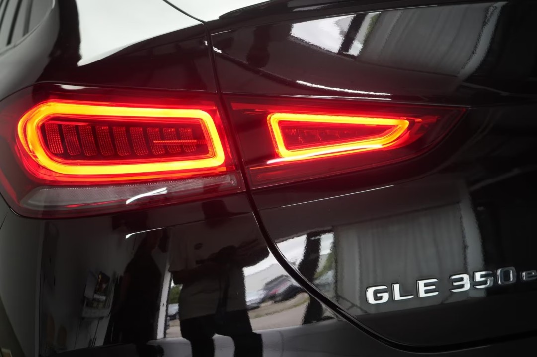 Mercedes-Benz GLE Coupé 350e 4MATIC AMG - foto 42