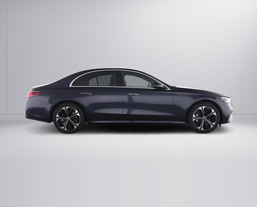 Mercedes-Benz E 300de 4MATIC (3)