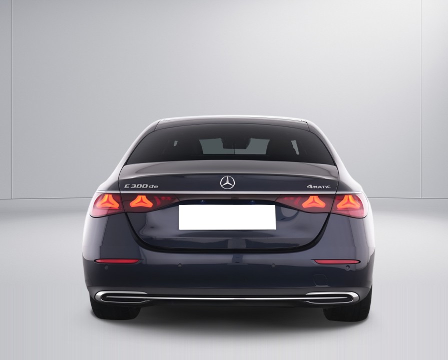 Mercedes-Benz E 300de 4MATIC (5)