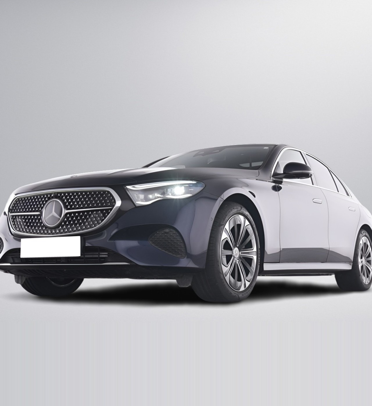 Mercedes-Benz E 300de 4MATIC - foto 12