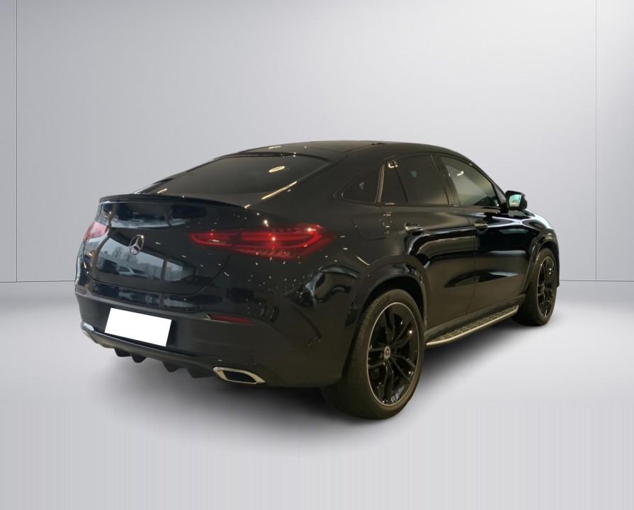 Mercedes-Benz GLE Coupé 300d 4MATIC AMG Line (2)