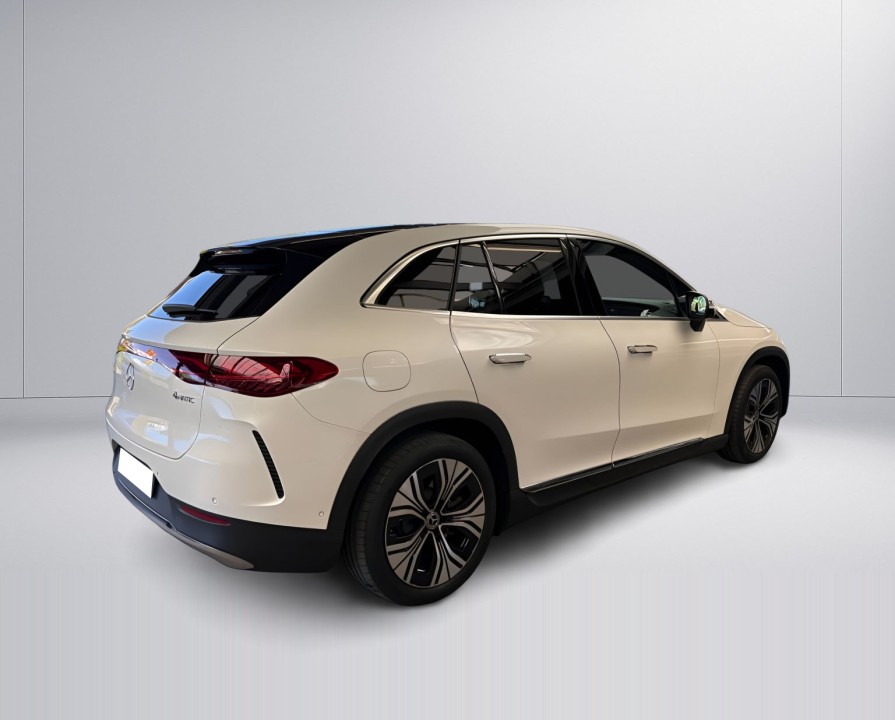 Mercedes-Benz EQE 350 4MATIC (2)