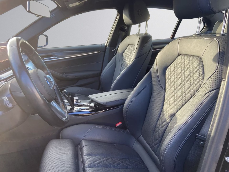BMW Seria 5 545e xDrive M-Sport - foto 12