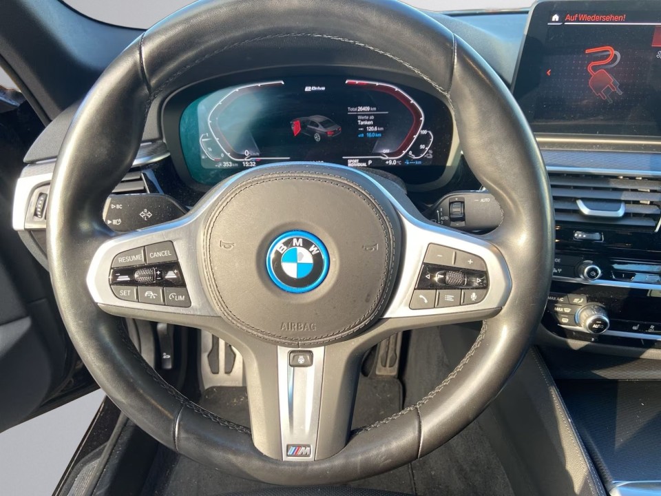 BMW Seria 5 545e xDrive M-Sport - foto 9