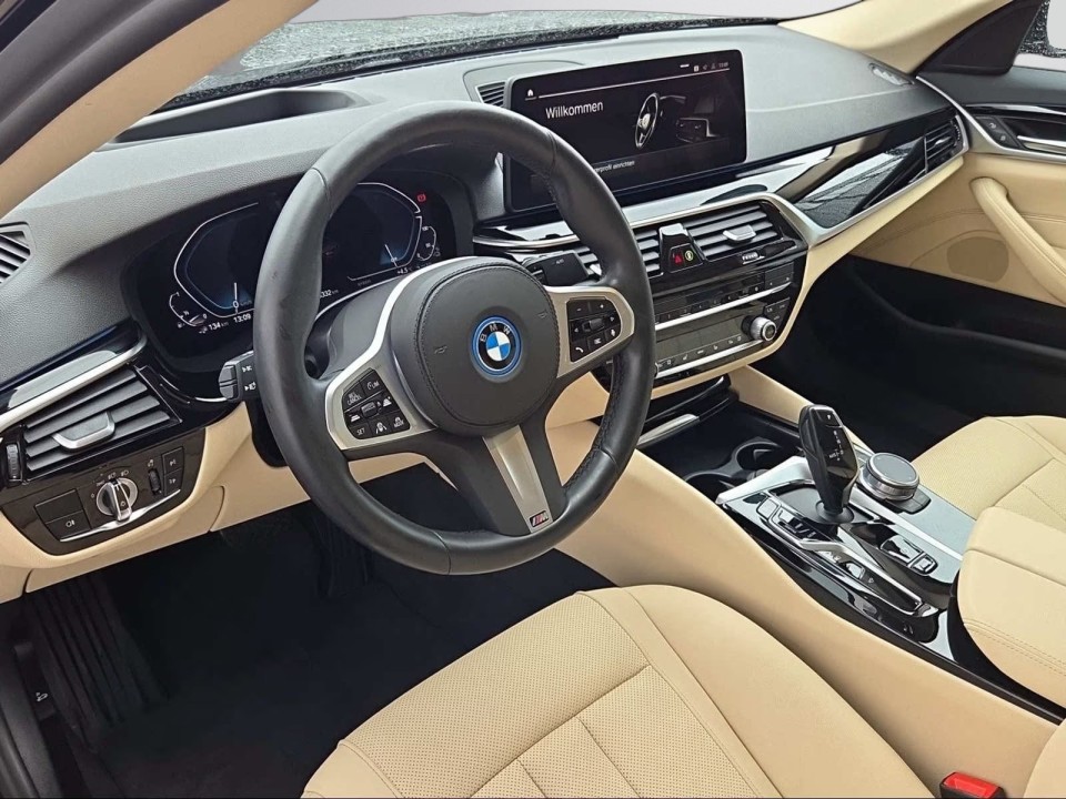 BMW Seria 5 545e xDrive - foto 8