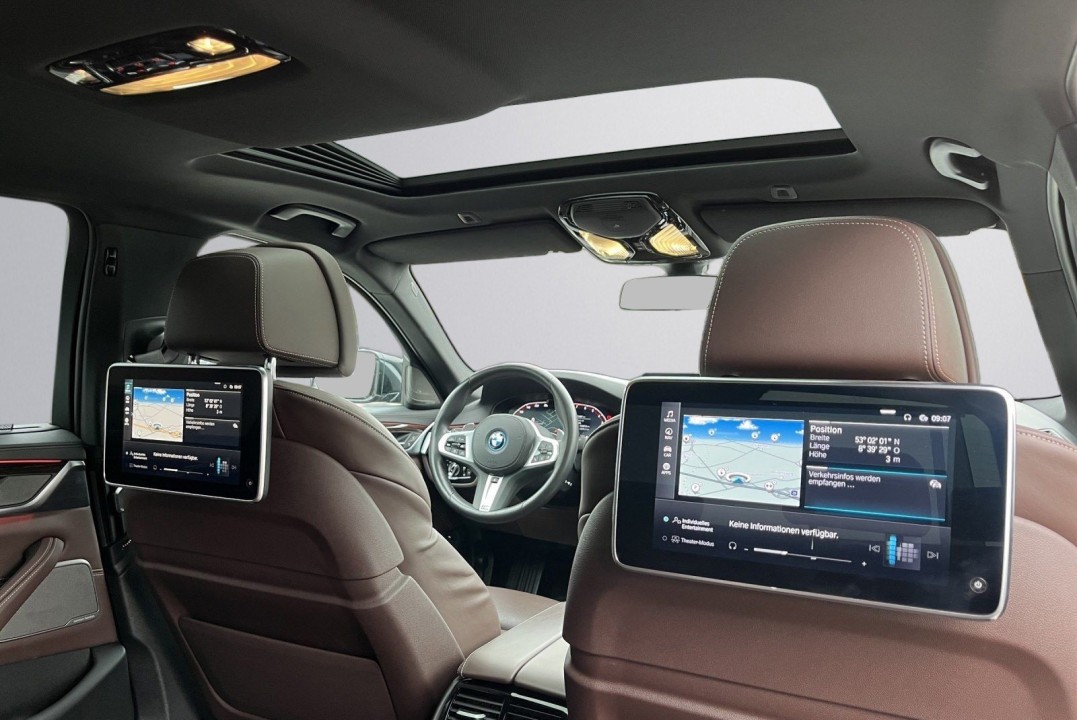 BMW Seria 5 545e xDrive Limousine - foto 10