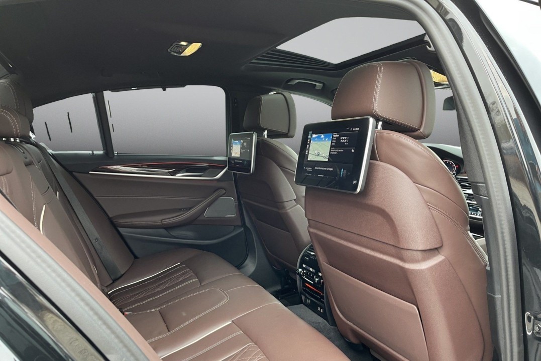 BMW Seria 5 545e xDrive Limousine - foto 8