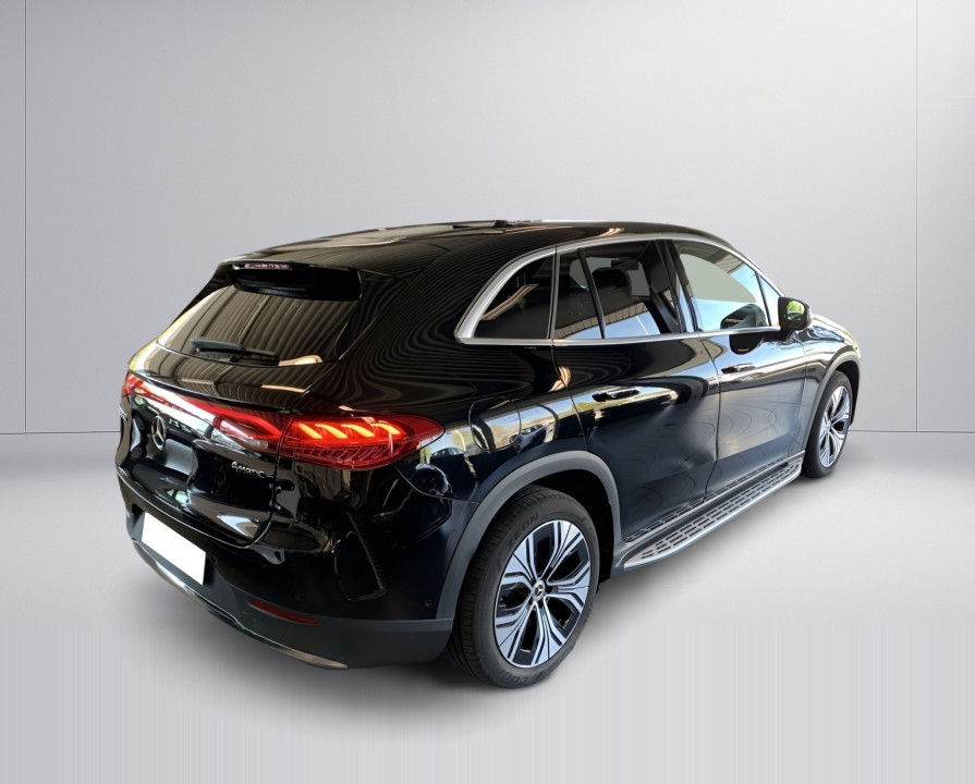 Mercedes-Benz EQE 350 4MATIC (2)