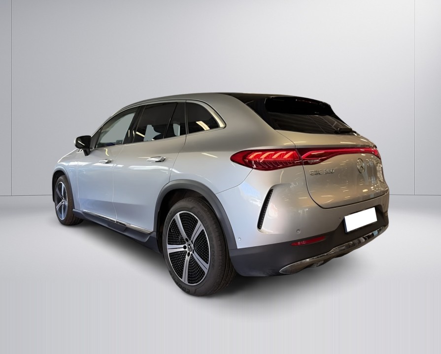 Mercedes-Benz EQE (4)