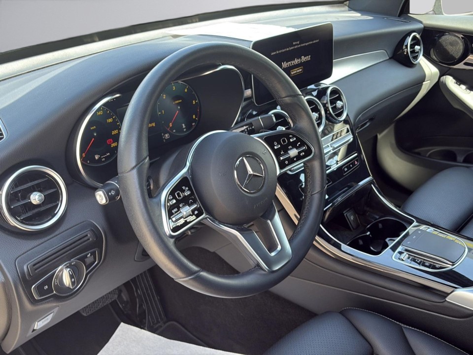 Mercedes-Benz GLC Coupé 200d - foto 18
