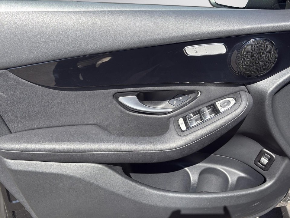 Mercedes-Benz GLC Coupé 200d - foto 26