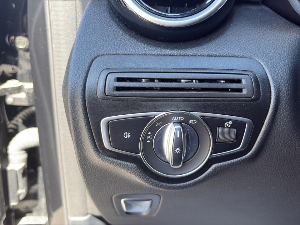 Mercedes-Benz GLC Coupé 200d - foto 22