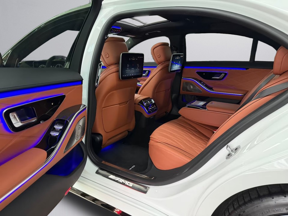 Mercedes-Benz S 63 AMG E-PERFORMANCE - foto 31