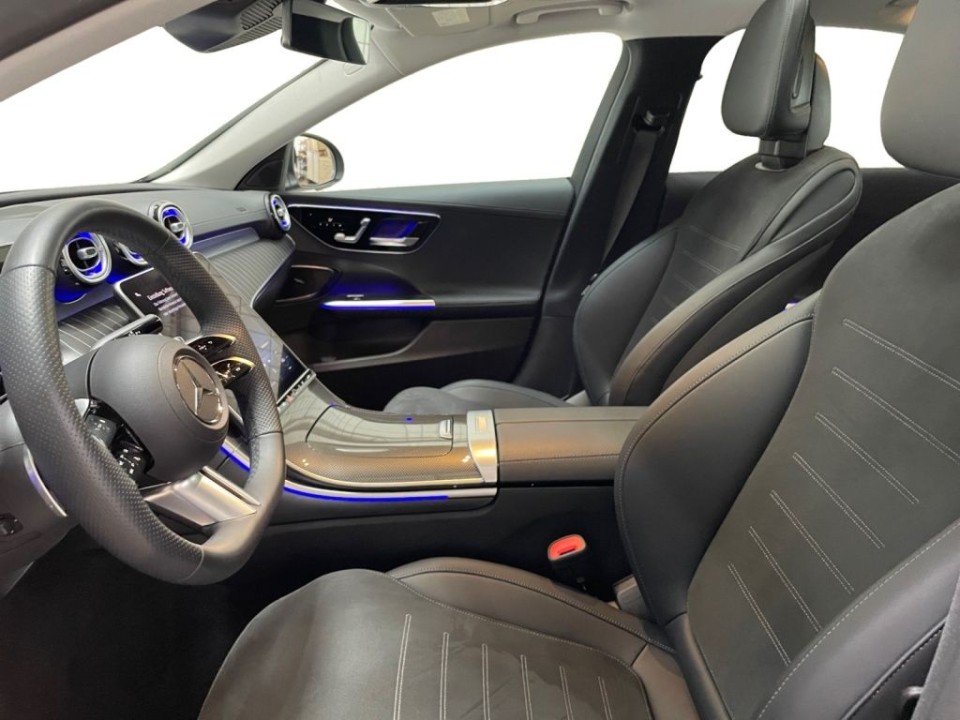 Mercedes-Benz C 300e 4MATIC AMG - foto 6