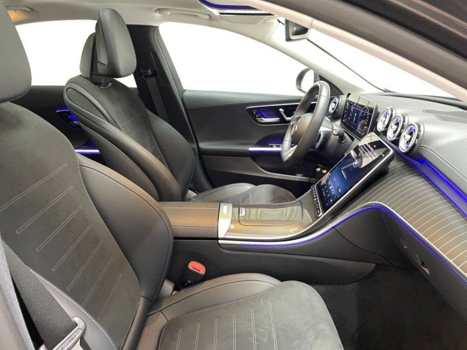 Mercedes-Benz C 300e 4MATIC AMG - foto 8
