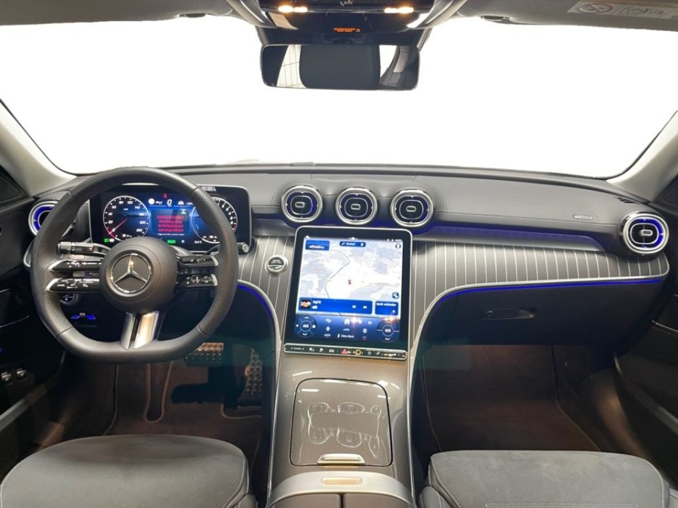 Mercedes-Benz C 300e 4MATIC AMG - foto 9