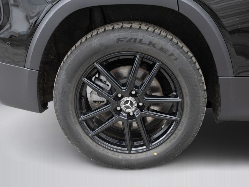Mercedes-Benz GLB 220 4MATIC AMG - foto 23