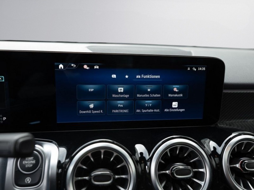 Mercedes-Benz GLB 220 4MATIC AMG - foto 16