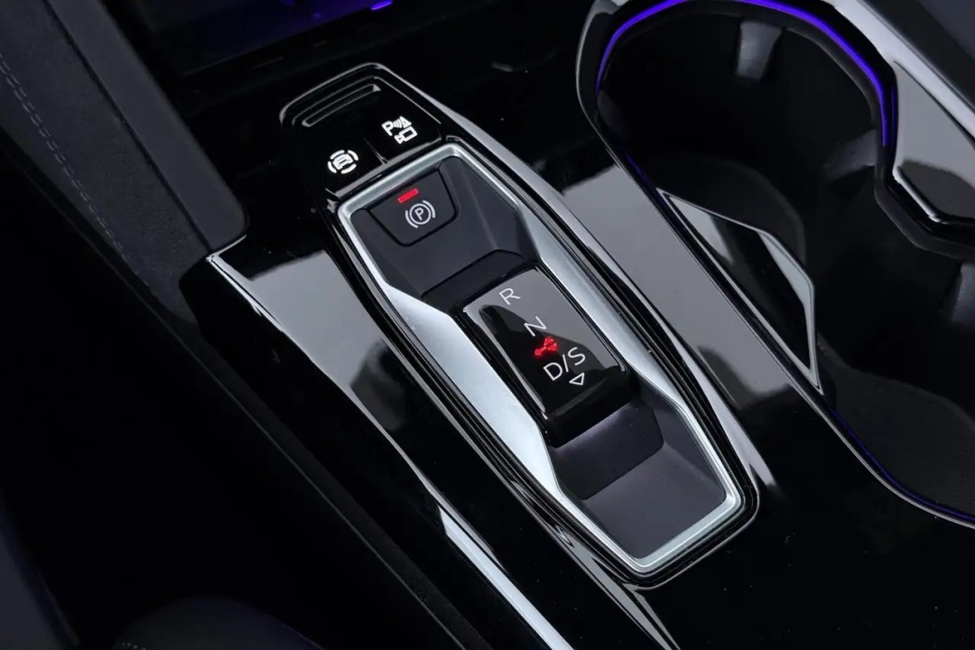 Audi Q5 2.0 TFSI Quattro S edition - foto 19