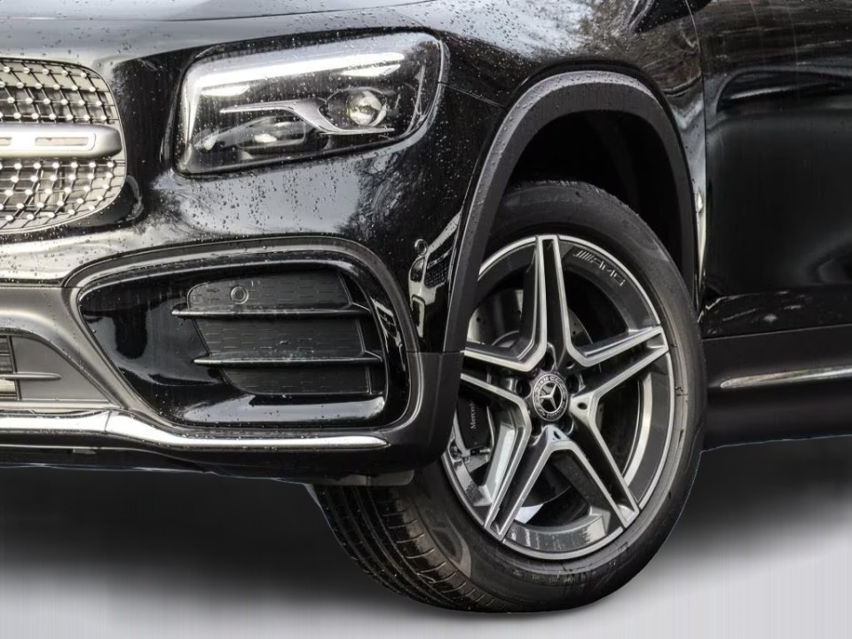 Mercedes-Benz GLB 220 4MATIC AMG - foto 20