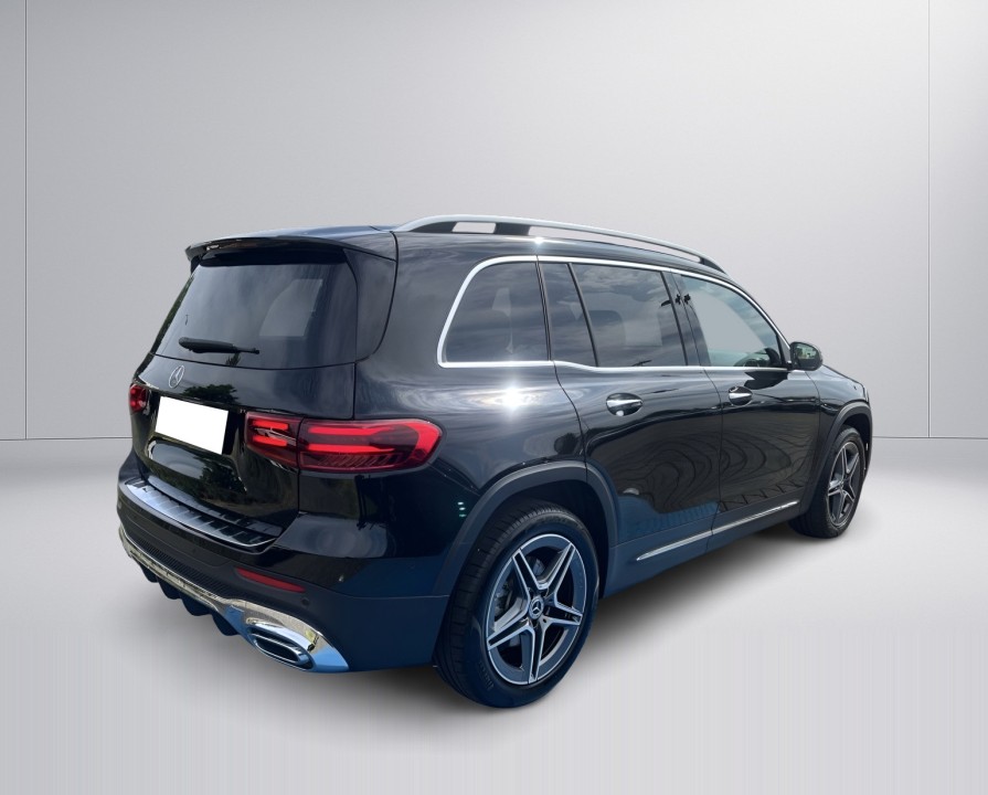 Mercedes-Benz GLB 220 4MATIC (3)