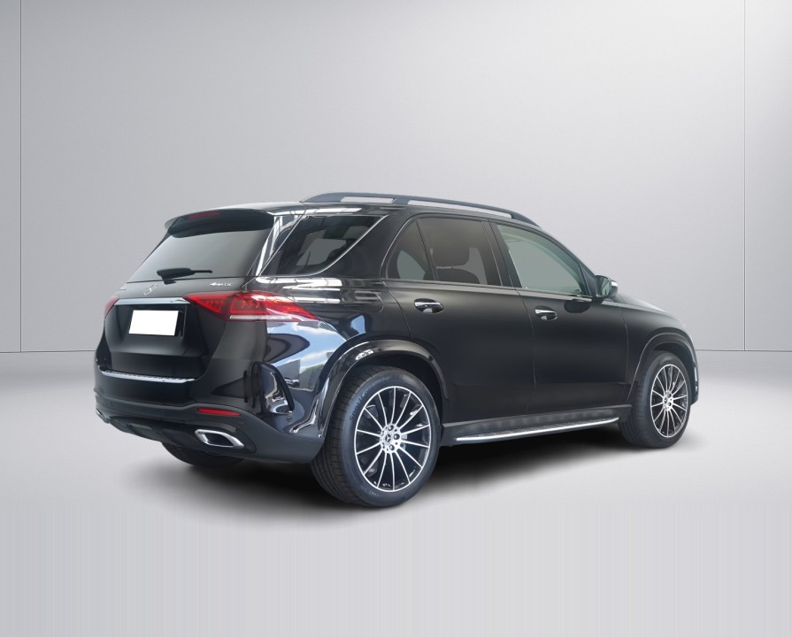 Mercedes-Benz GLE 350de 4MATIC AMG (3)