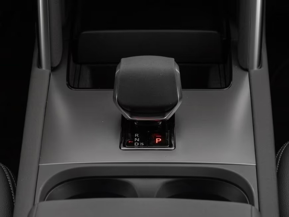 Land Rover Discovery Sport P270e Dynamic SE - foto 11