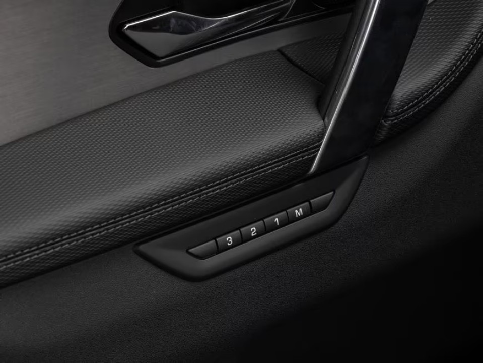 Land Rover Discovery Sport P270e Dynamic SE - foto 15