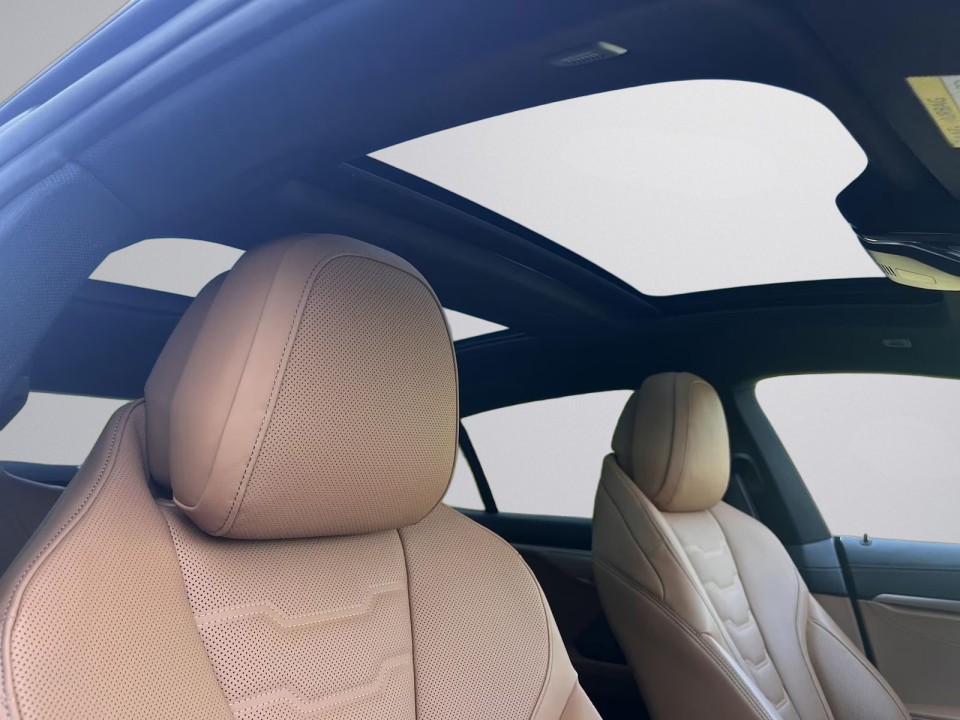 BMW Seria 8 840i xDrive Gran Coupe M-Sport - foto 18