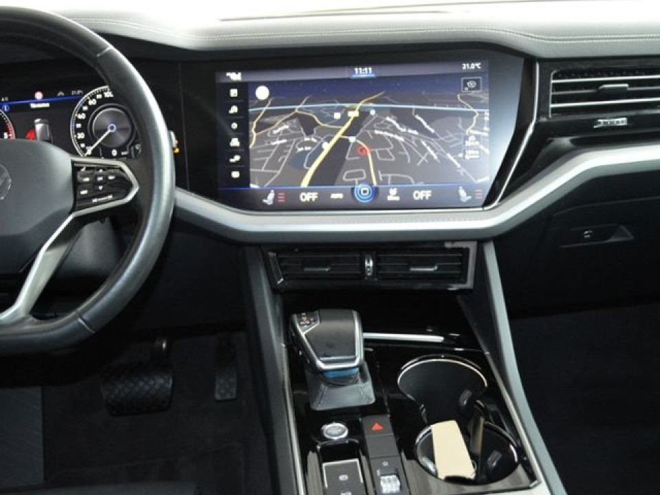 Volkswagen Touareg 3,0 V6 DSG 4Motion - foto 10