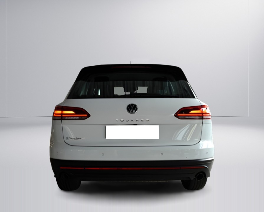 Volkswagen Touareg 3,0 V6 DSG 4Motion (5)