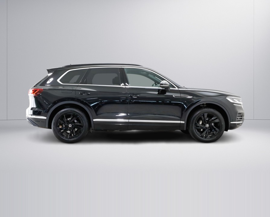 Volkswagen Touareg Elegance (2)