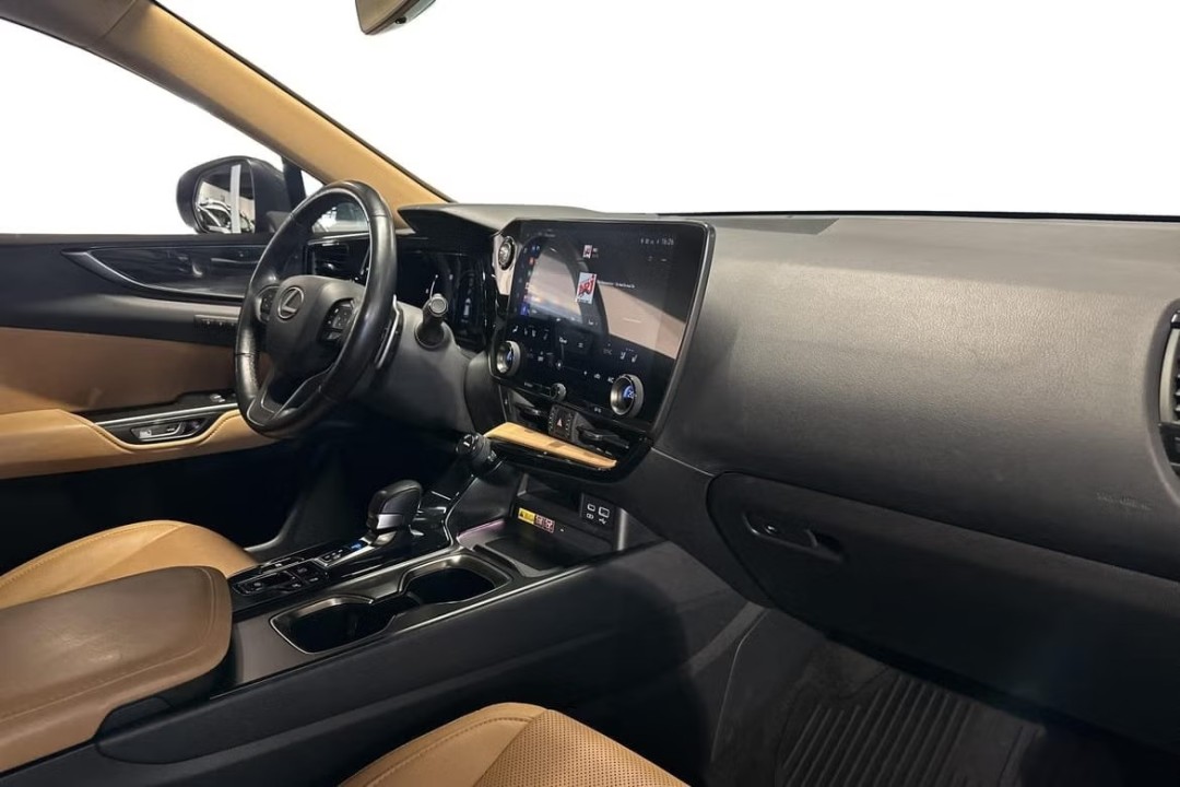 Lexus Seria NX 350h AWD Executive - foto 9