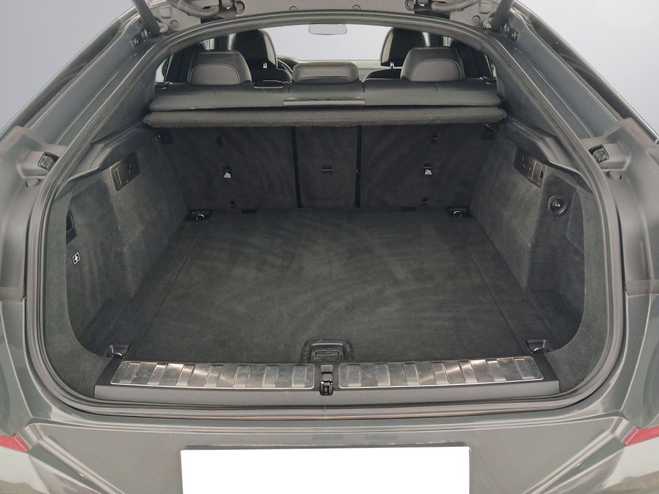 BMW X6 xDrive40d M-Sport - foto 12