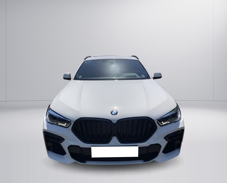 BMW X6 xDrive30d M-Sport (2)