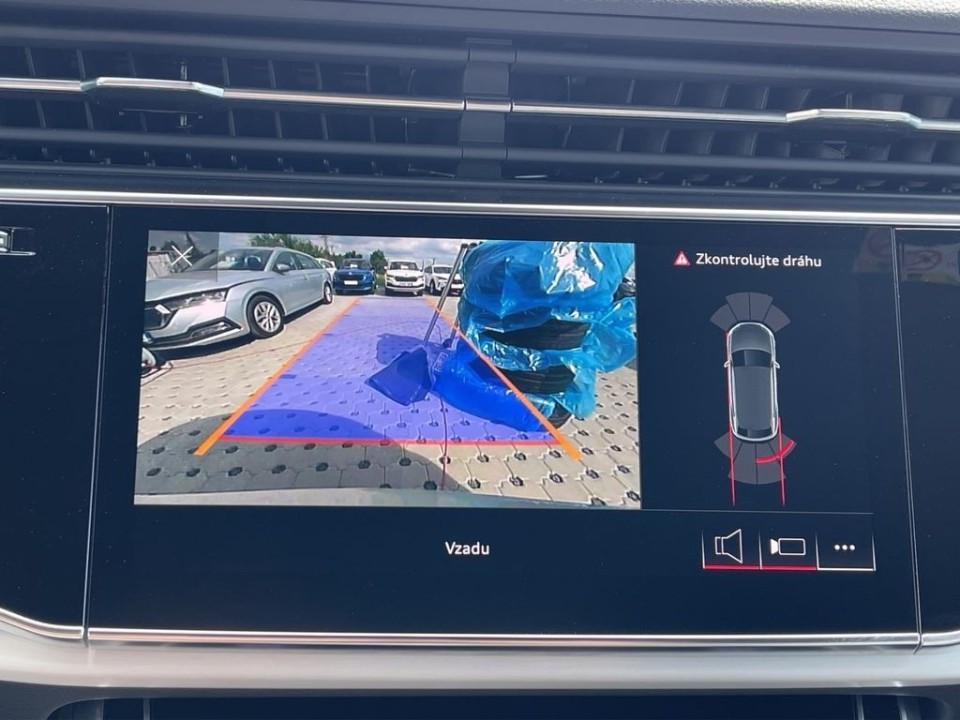 Audi Q8 50 TDI Quattro S-Line - foto 26