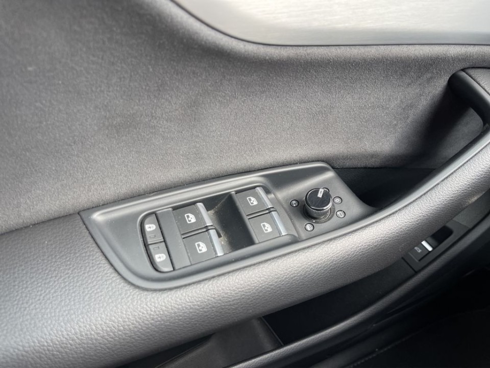 Audi Q8 50 TDI Quattro S-Line - foto 22