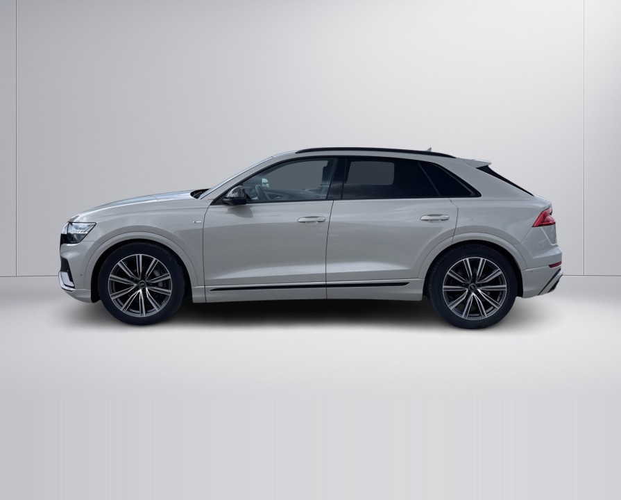 Audi Q8 50 TDI Quattro S-Line (5)