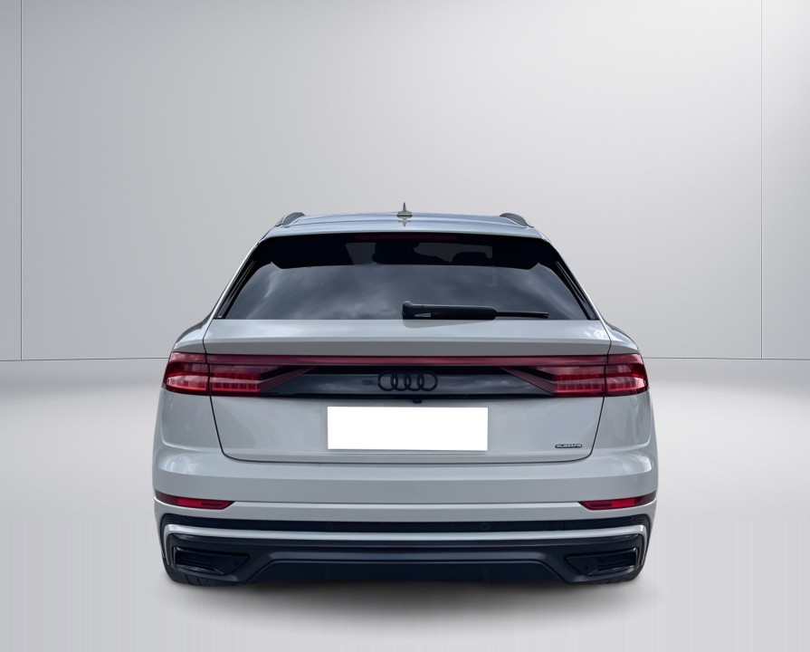 Audi Q8 50 TDI Quattro S-Line (3)