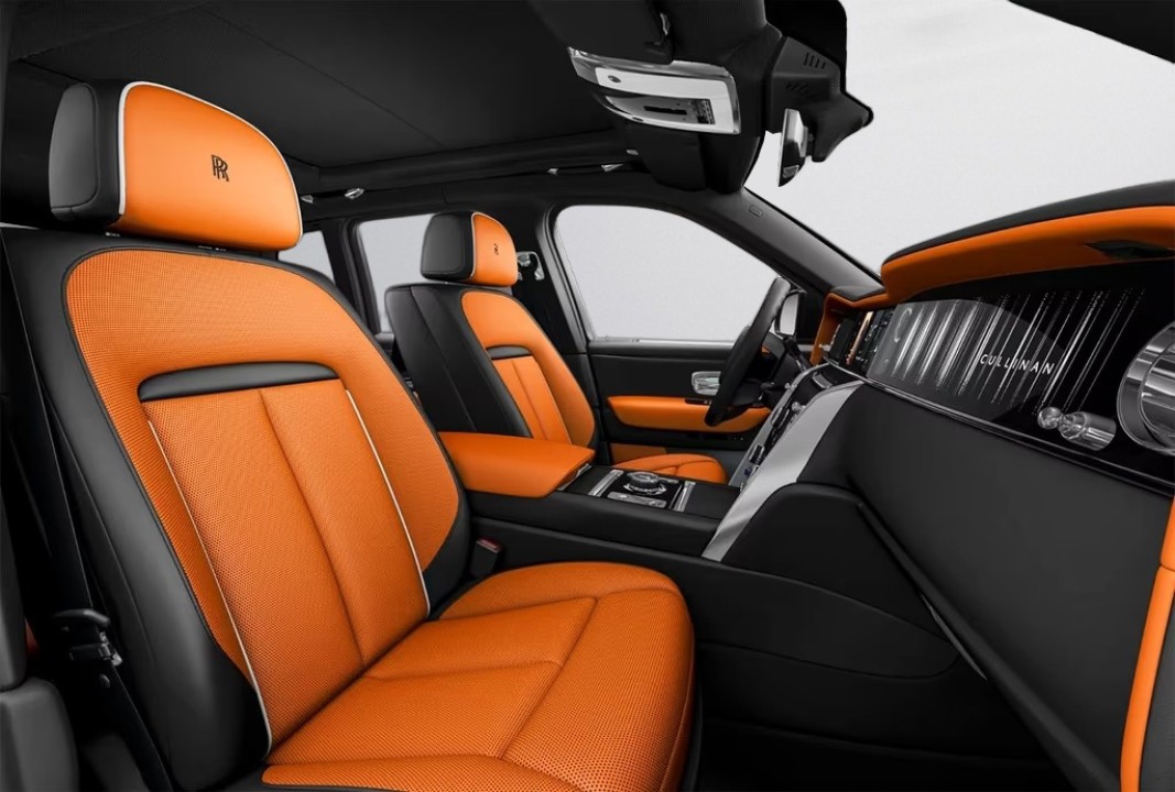 Rolls-Royce Cullinan (2)