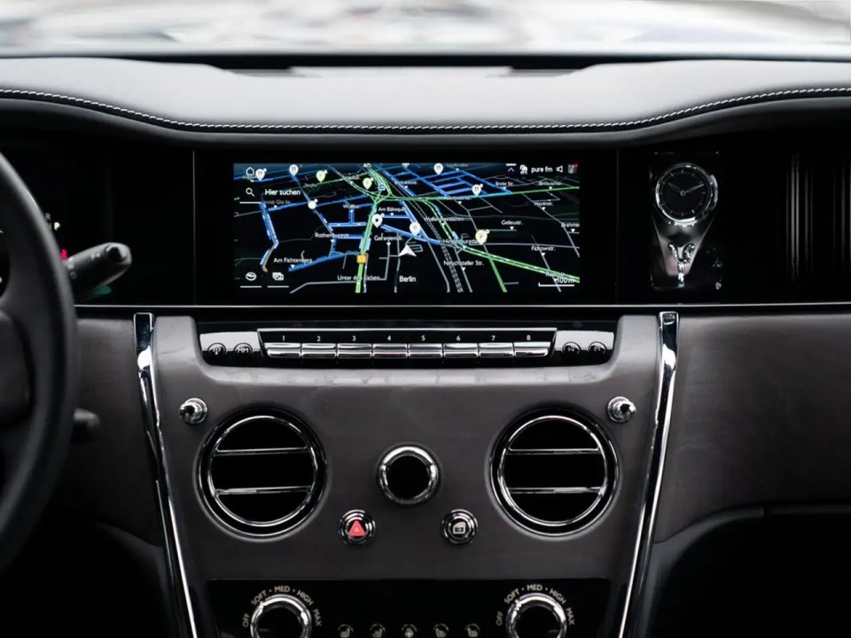 Rolls-Royce Cullinan - foto 11