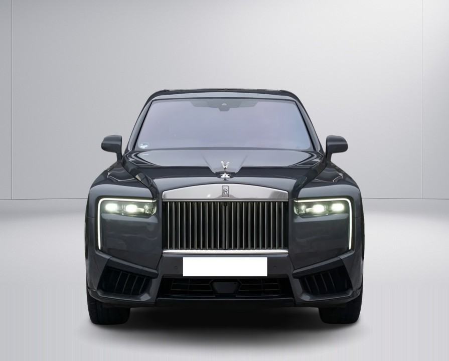 Rolls-Royce Cullinan (2)
