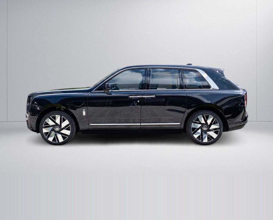 Rolls-Royce Cullinan (3)