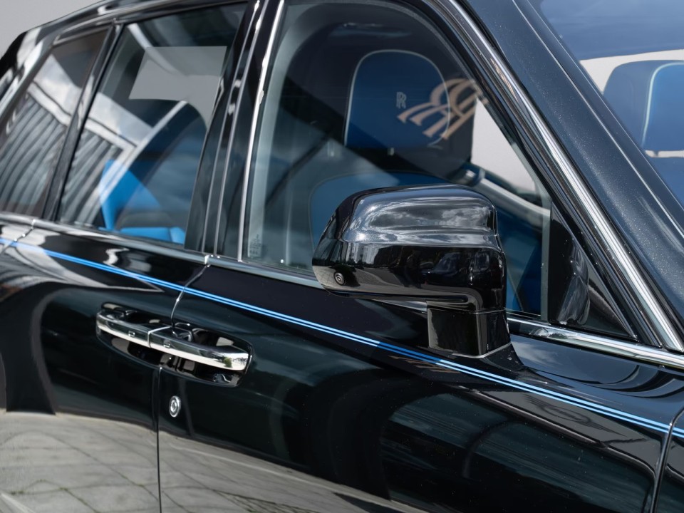 Rolls-Royce Cullinan - foto 23