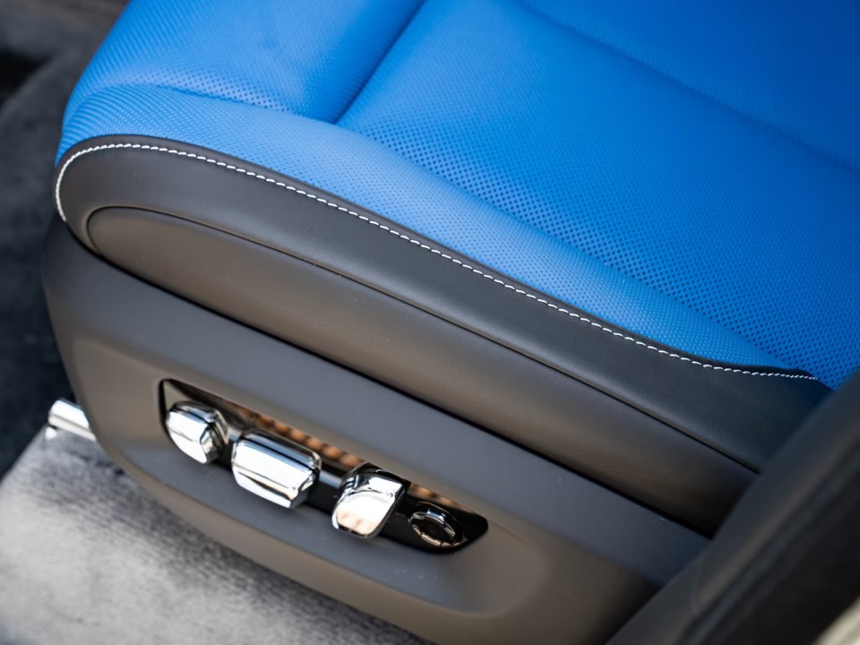 Rolls-Royce Cullinan - foto 16