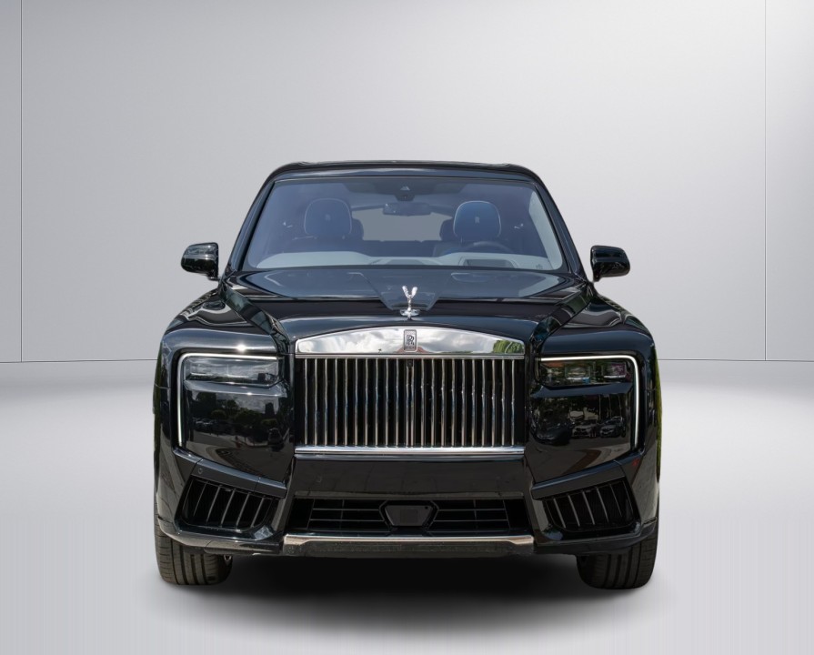Rolls-Royce Cullinan (2)