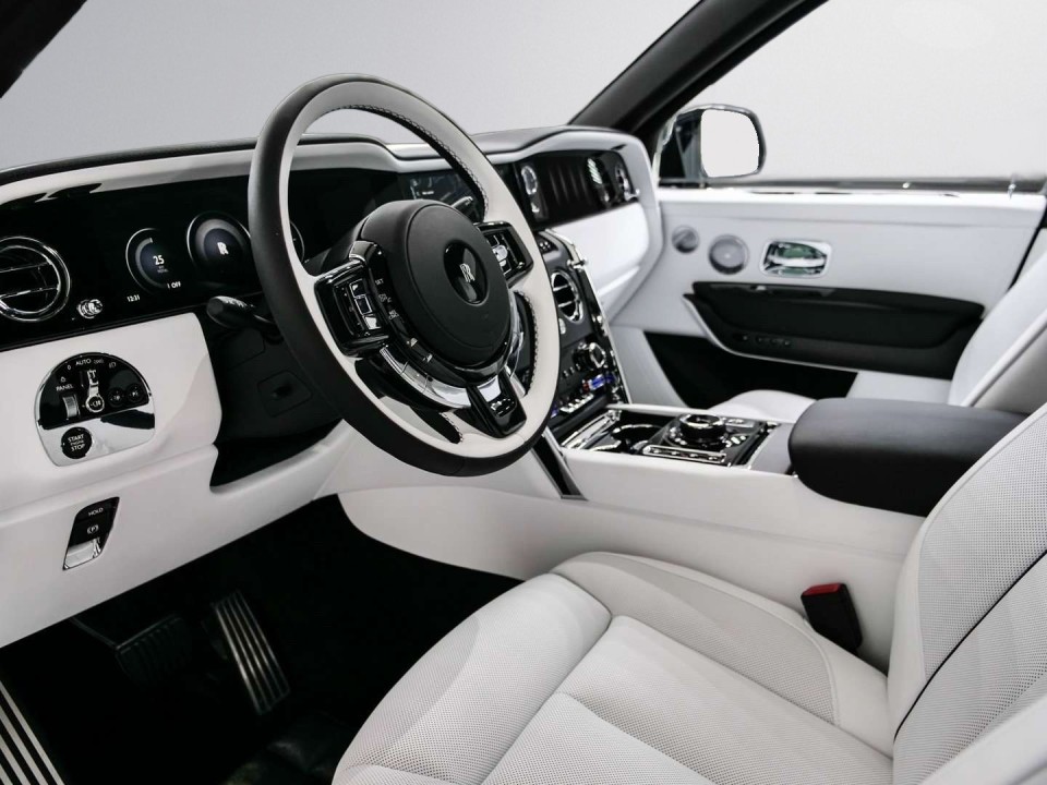 Rolls-Royce Cullinan - foto 15