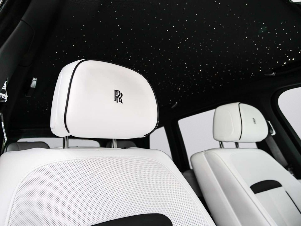Rolls-Royce Cullinan - foto 23
